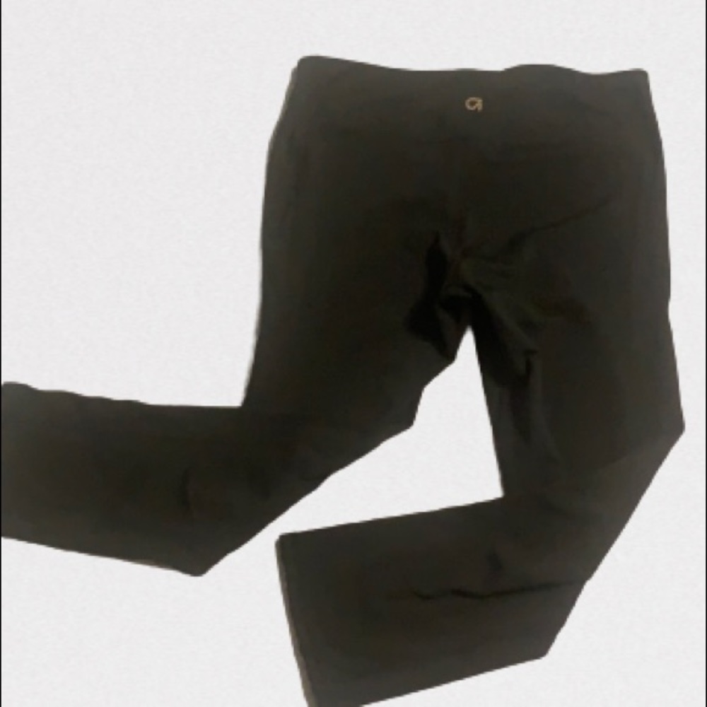 Gap Fit 3/4 length workout leggings
